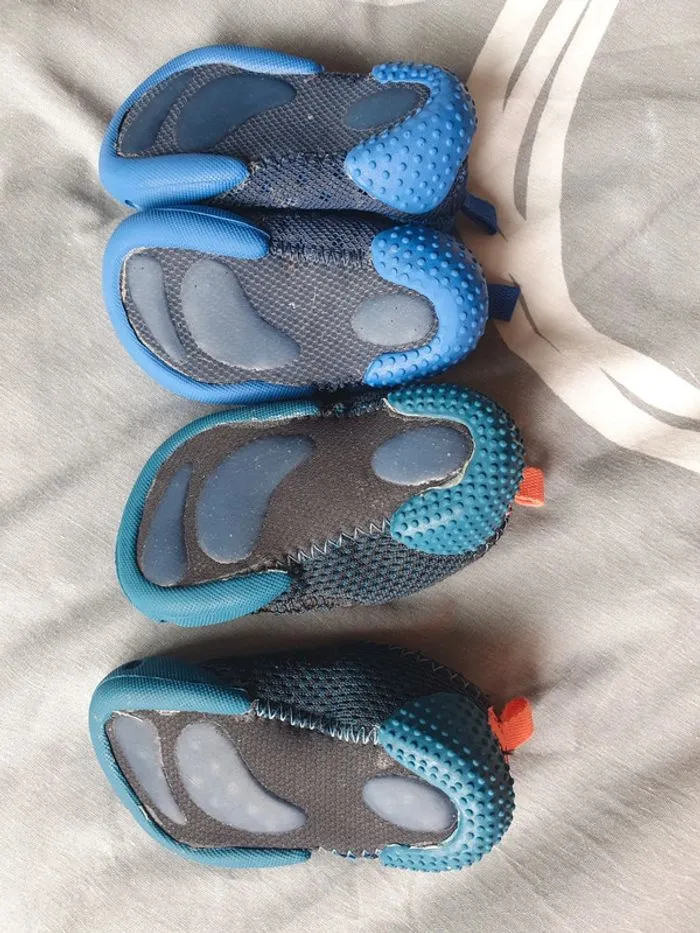 2 paires chaussures Decathlon - Decathlon | Beebs