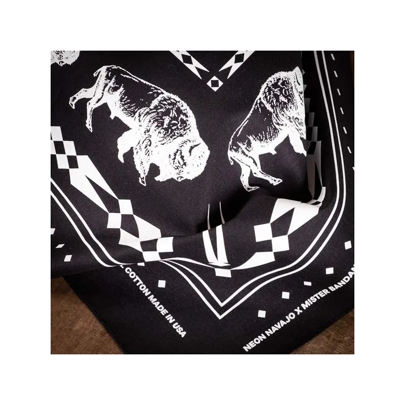 Bandana Buffalo noir - Made in USA
