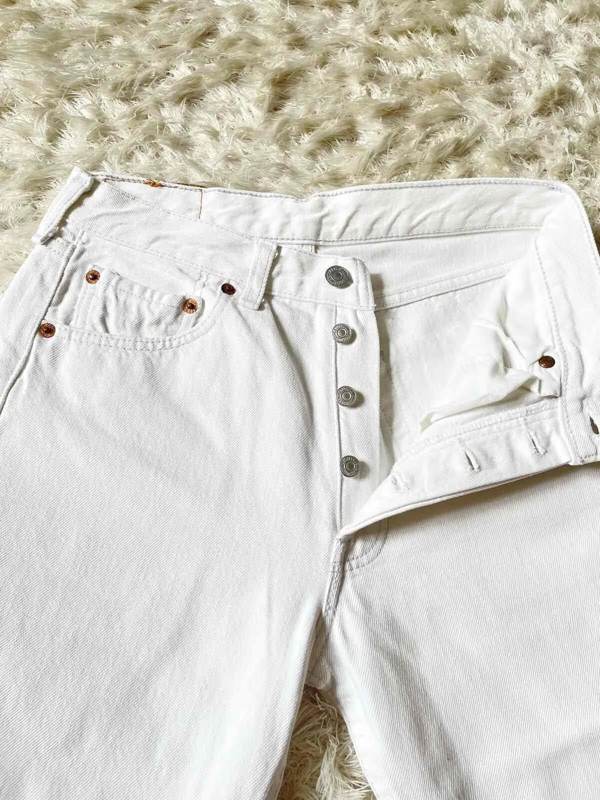 Jean Levi's 501 W28L34