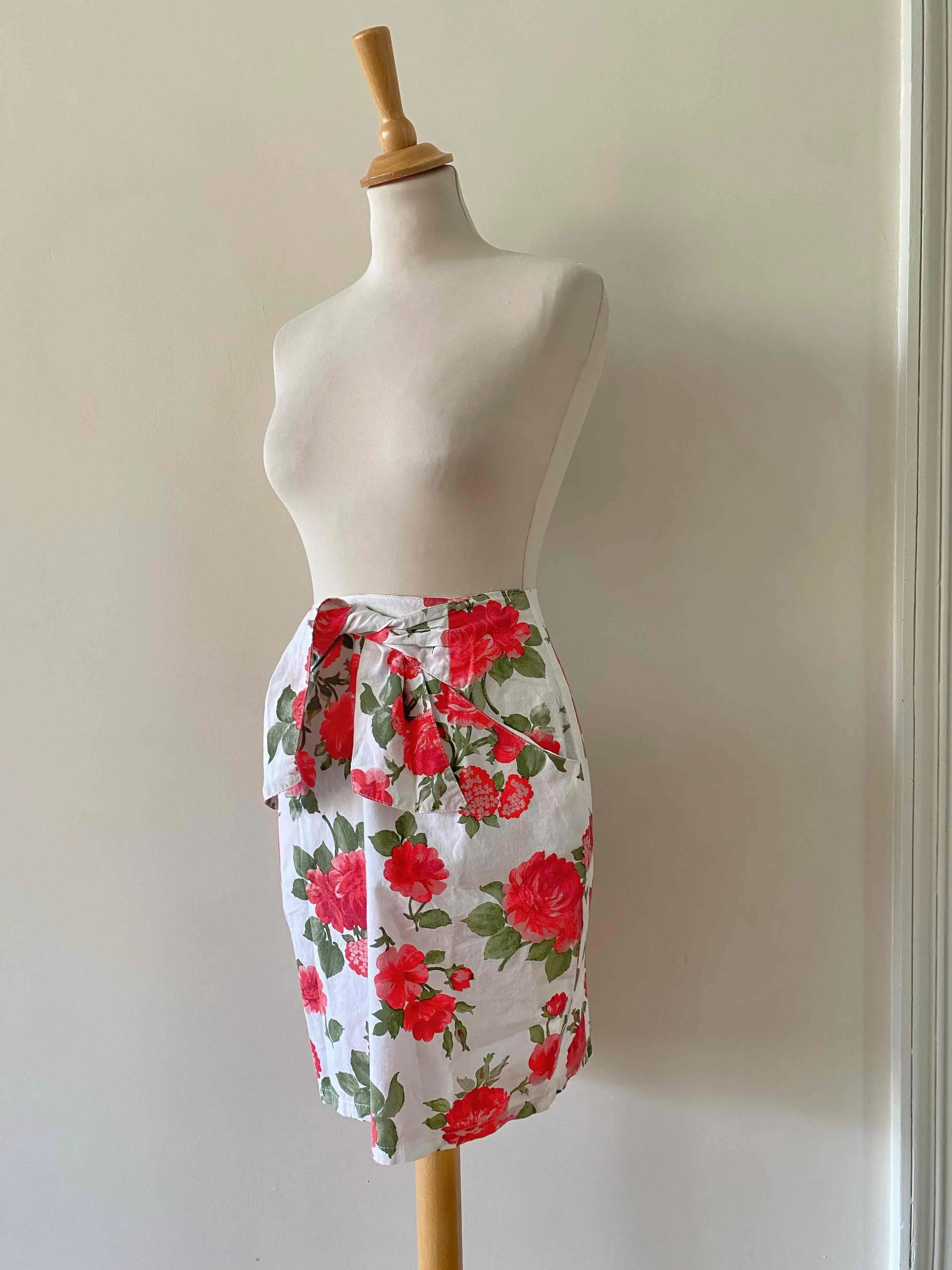 Mini jupe à fleurs